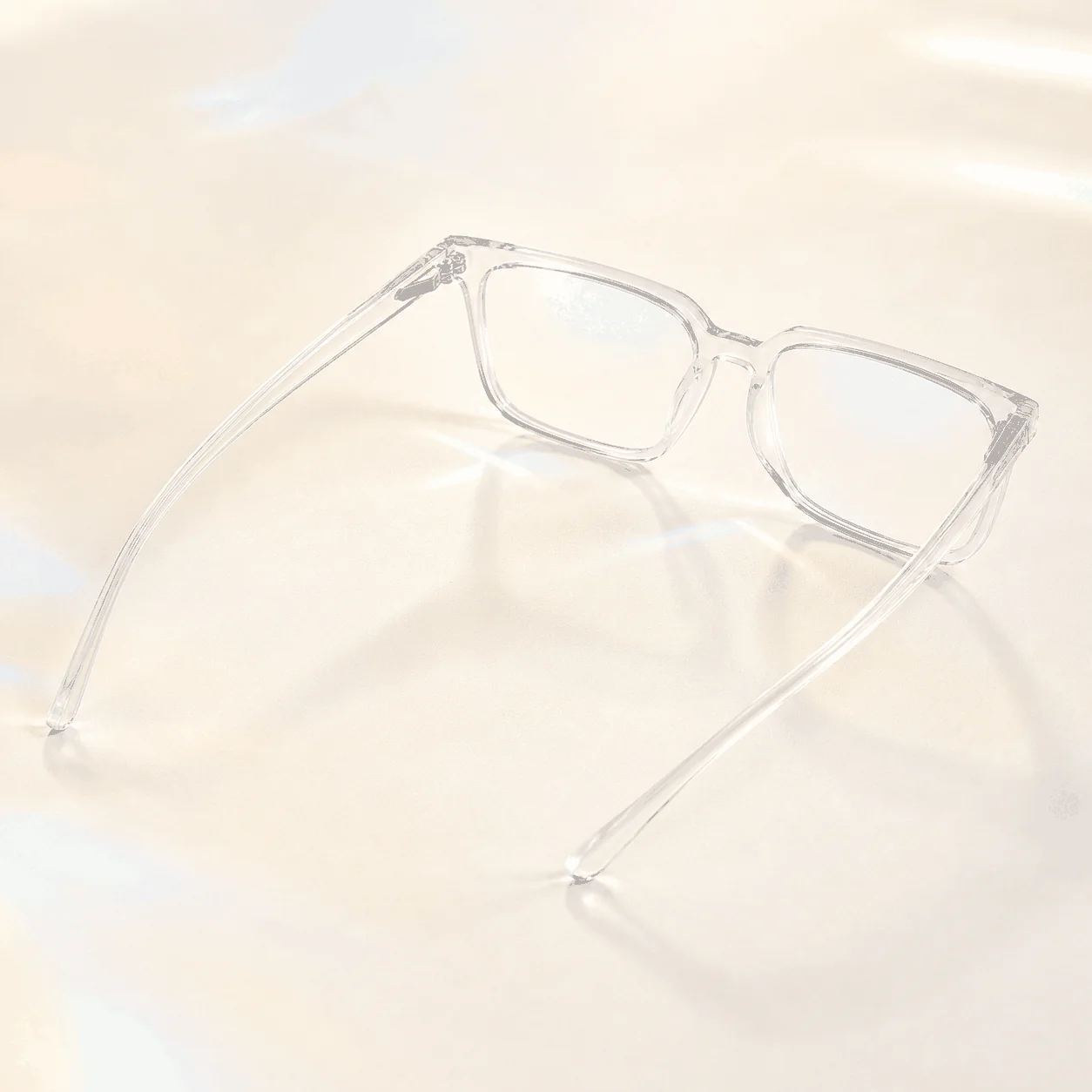 Deskline Blue Light Glasses - Crystal material detail