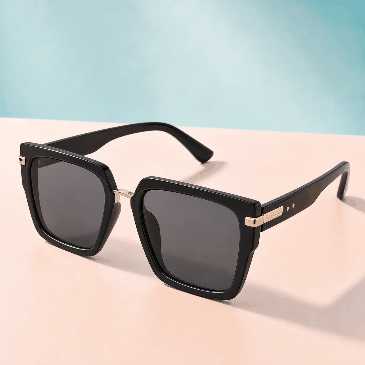 Luxe Square Sunglasses - Black Gold material detail
