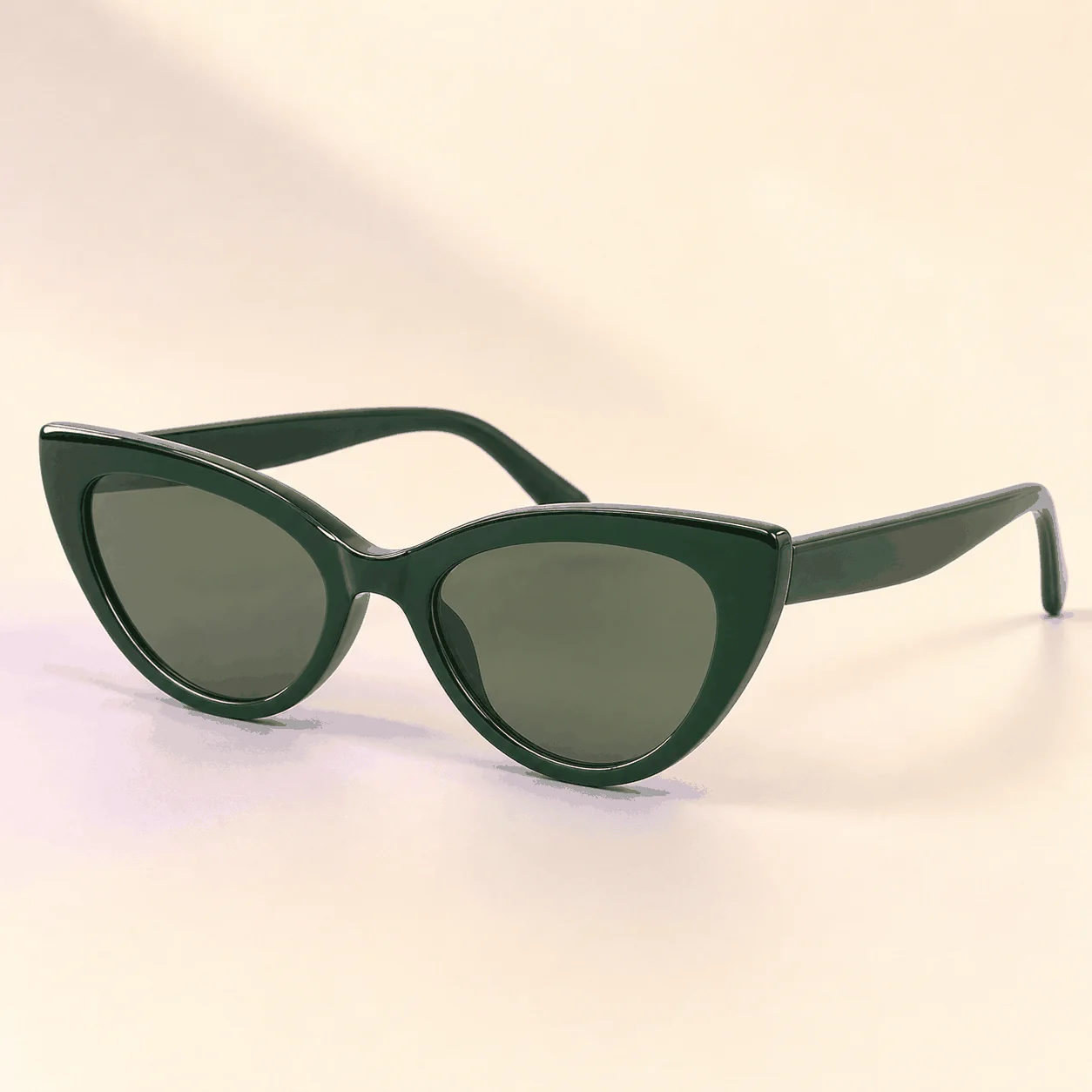 Palma Cat Eye Sunglasses - Green material detail