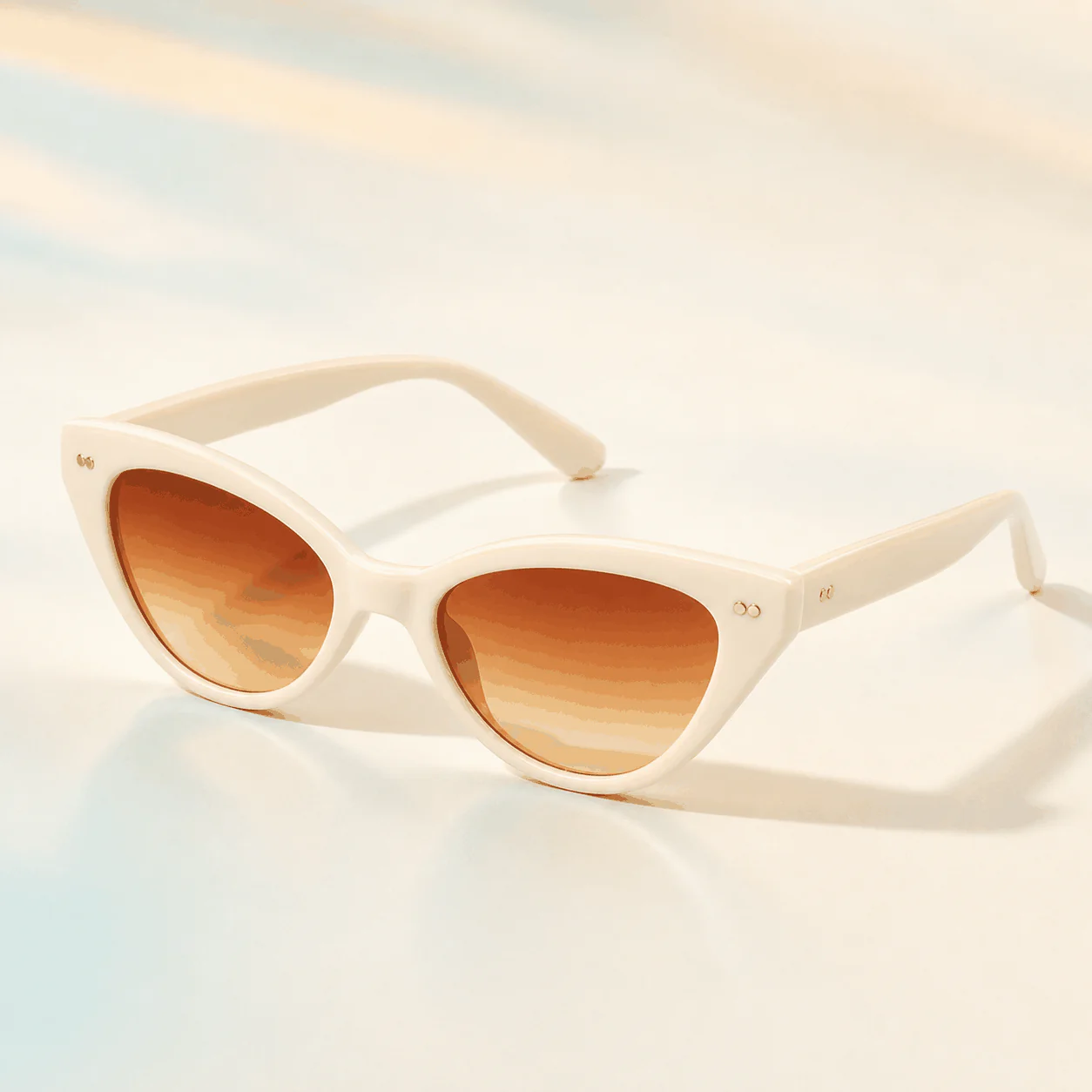 Poolside Cat Eye Sunglasses - Ivory material detail