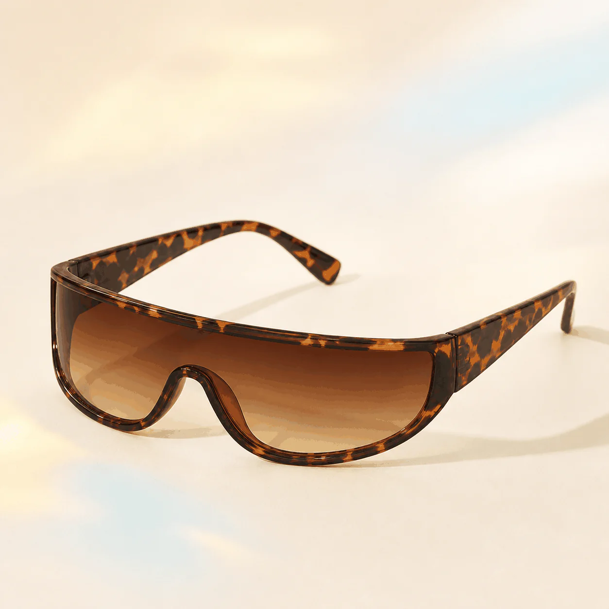 Solaris Shield Sunglasses - Tortoise material detail